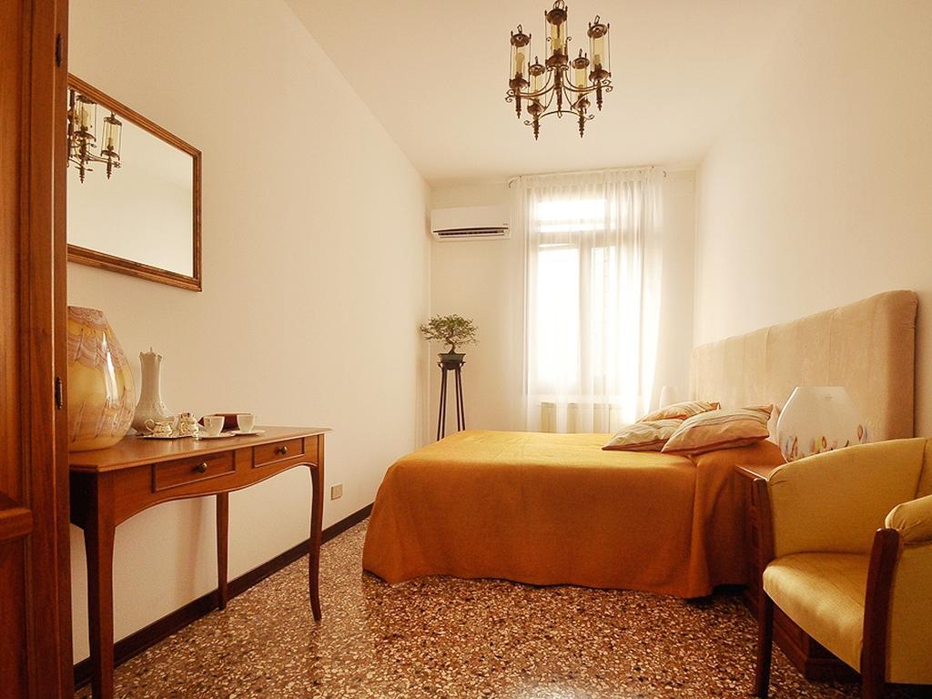 La Casa Del Mercante Veneziano Стая снимка